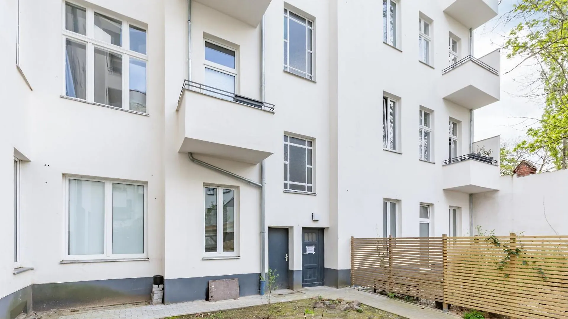 Cosy Apartment Berlin Neukoelln Германия